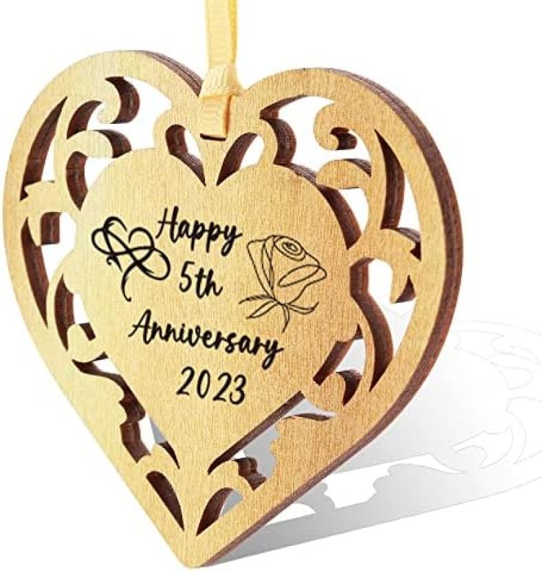 Happy 5th Anniversary 2023 Engraved Heart Wooden Quote Hanging Ornament Party Decorations Supplies Gifts for Husband Wife Boyfriend or Girlfriend Anniversary Valentines Day Romantic Gifts for Her Him